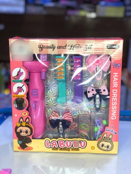 مشط تلوين وماكينه خرز للشعر