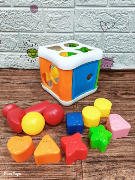 مكعب تفاعلى وشاكوش