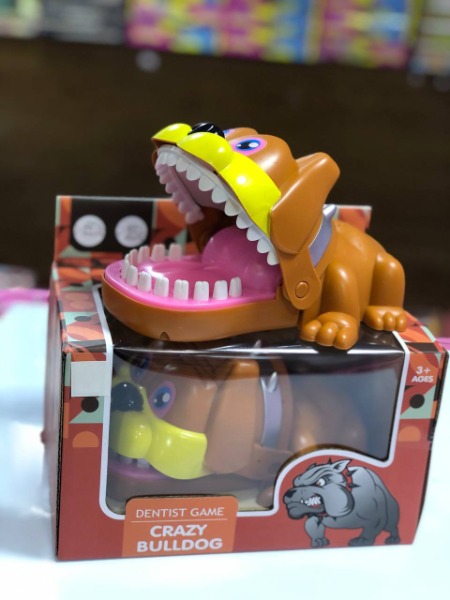 كلب عضاض صوت ونور