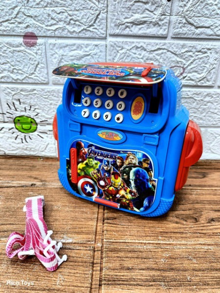 حصاله شنطه كيتى او افنجرز